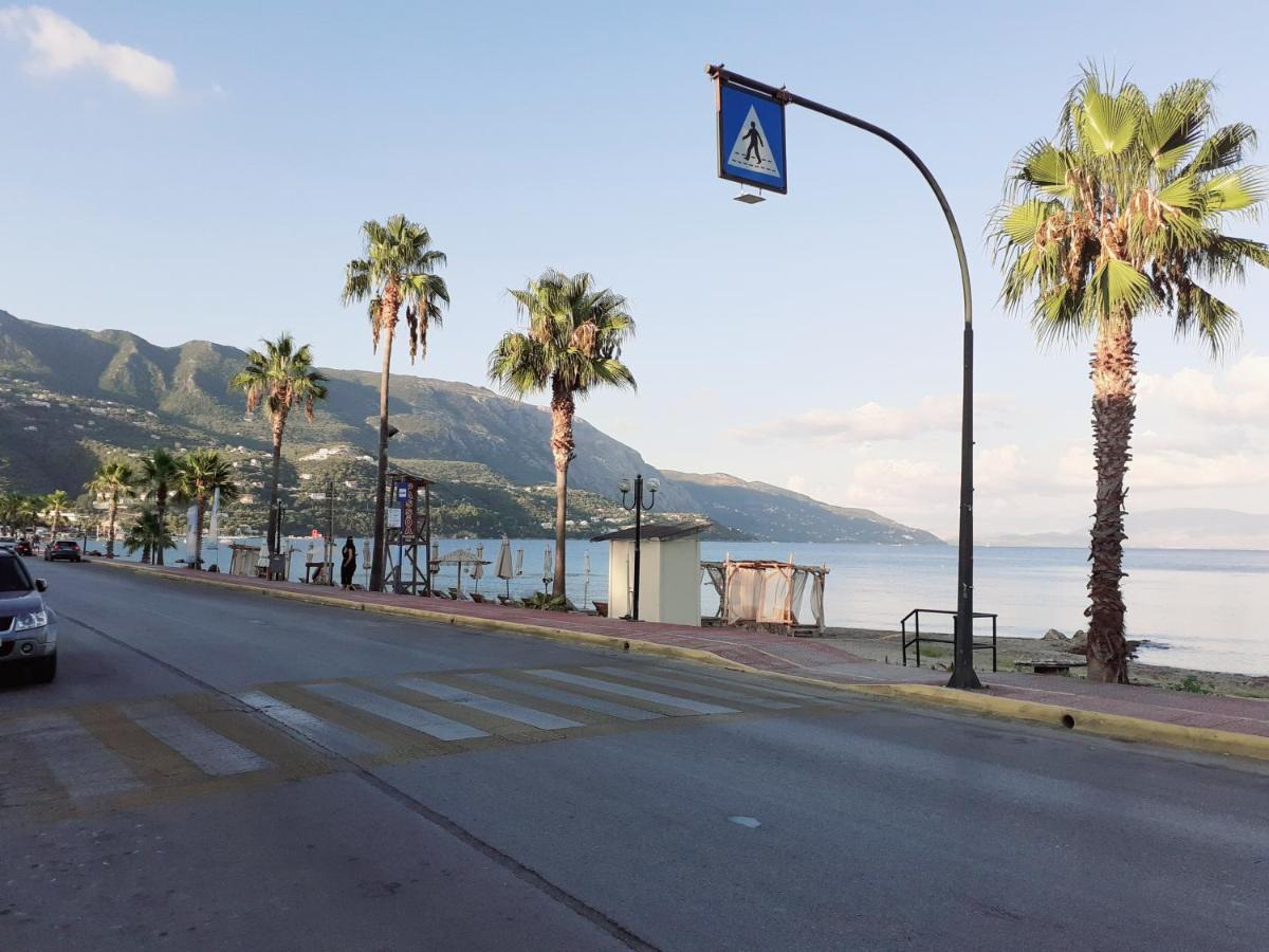 Villa Valia Seaside Ýpsos Buitenkant foto
